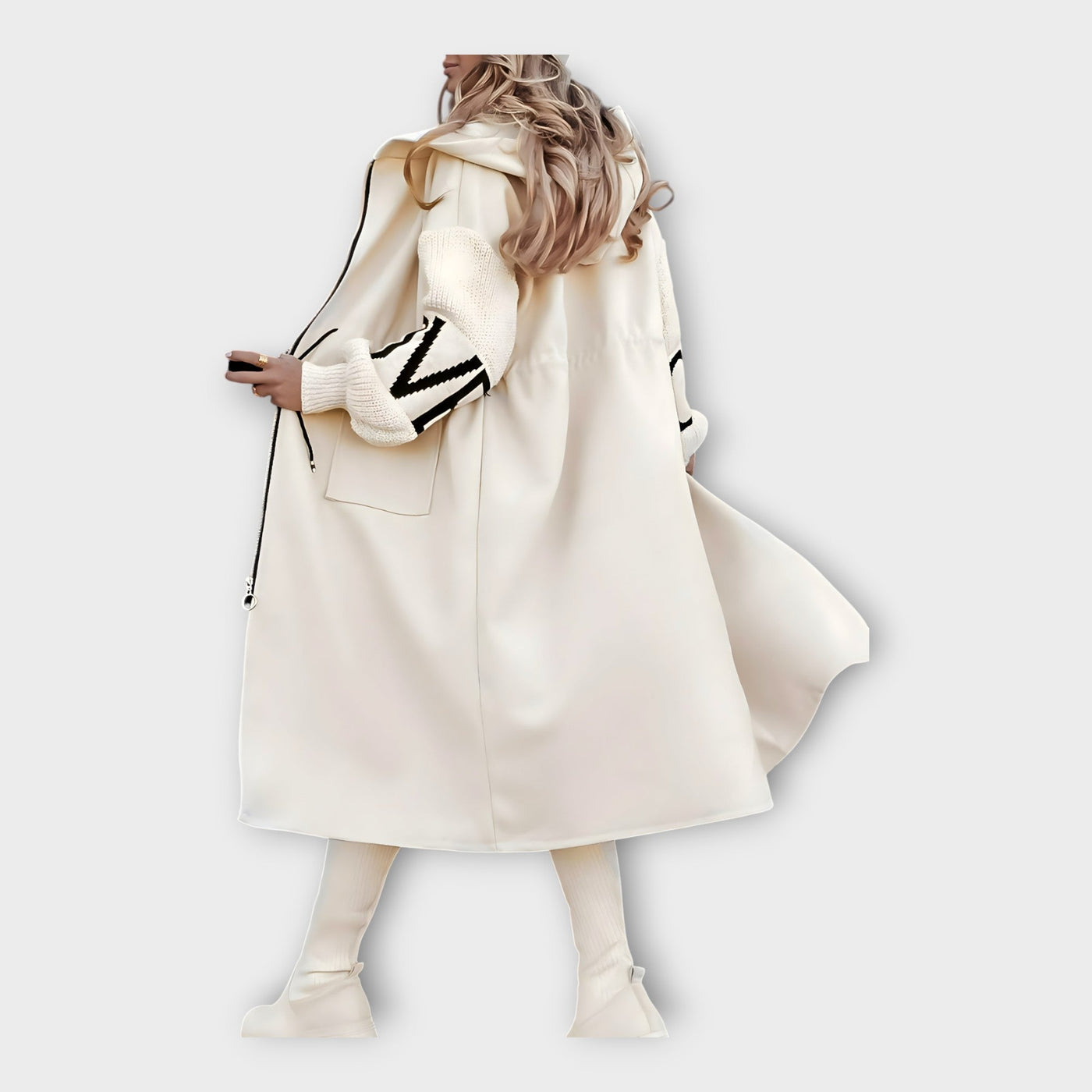 Κομψό Μακρύ Παλτό με Μοντέρνες Λεπτομέρειες